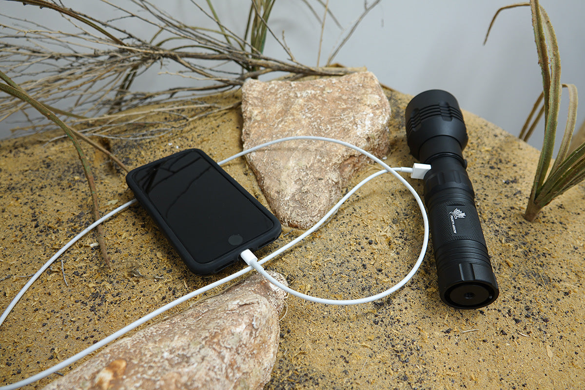 400 Lumen Flashlight